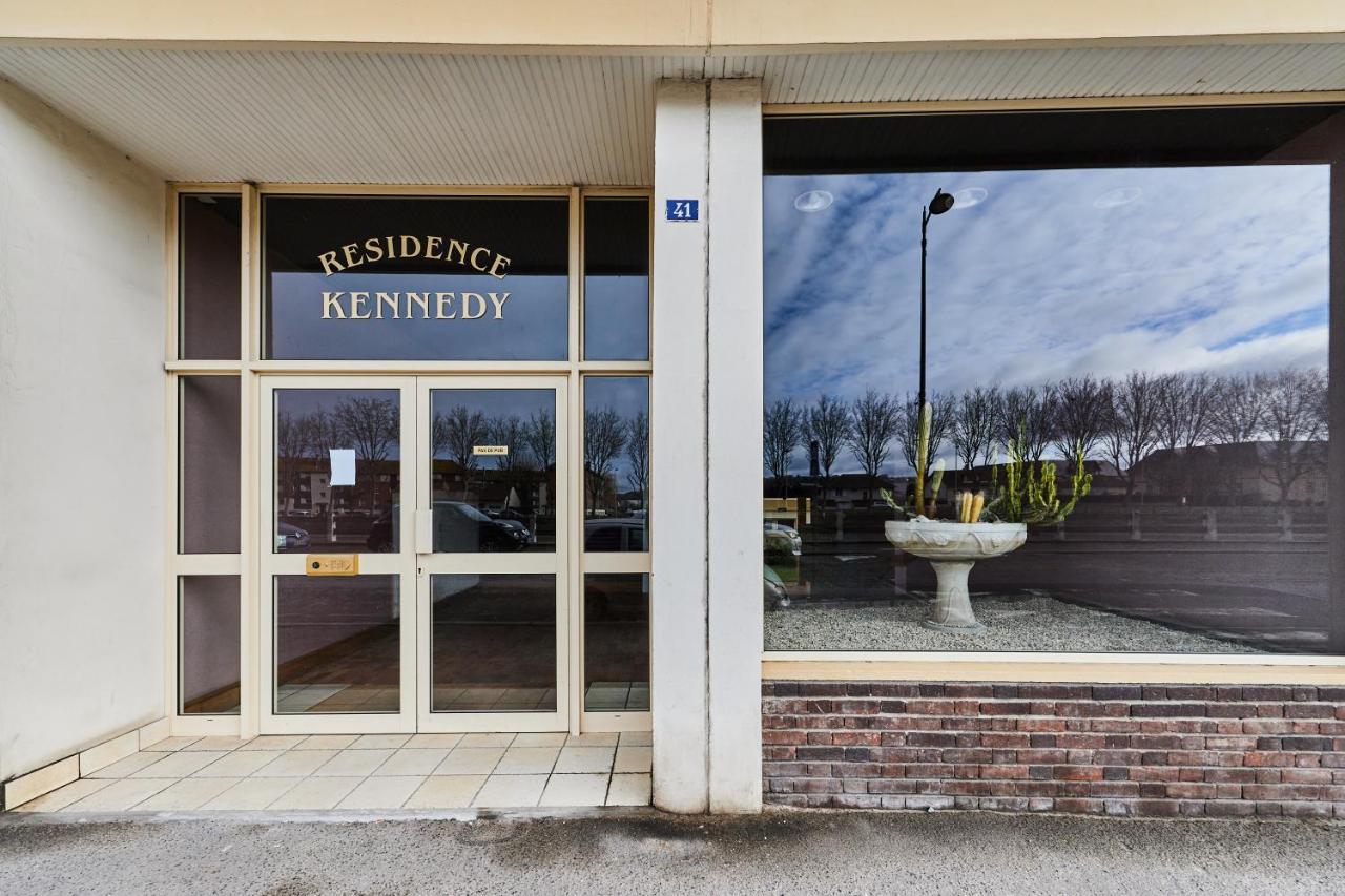 Le Kennedy Lägenhet Trouville-sur-mer Exteriör bild